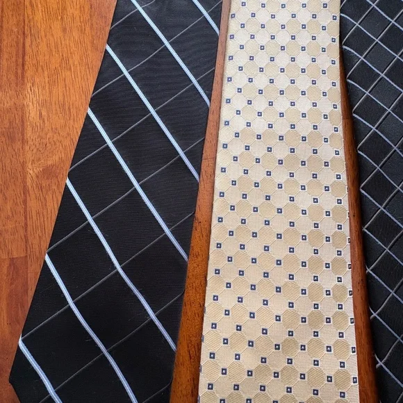 Tommy Hilfiger Neckties Silk 5Ties Excellent Condition - Picture 4 of 4